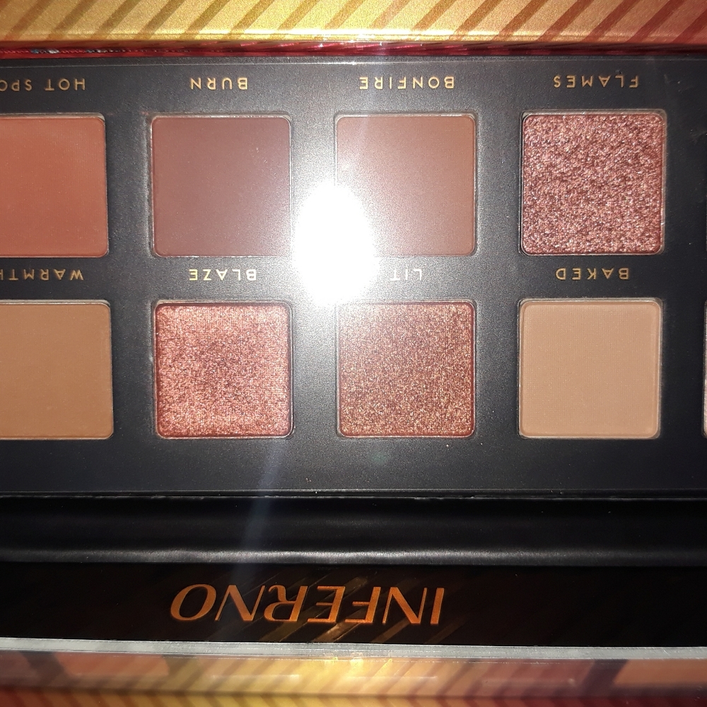 Bad Habit inferno eyeshadow